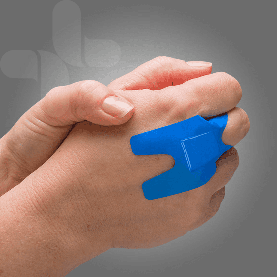 AEROPLAST Premium Detectable Knuckle Dressings 7.5 x 3.8cm Box/40 - (Pack of 6)