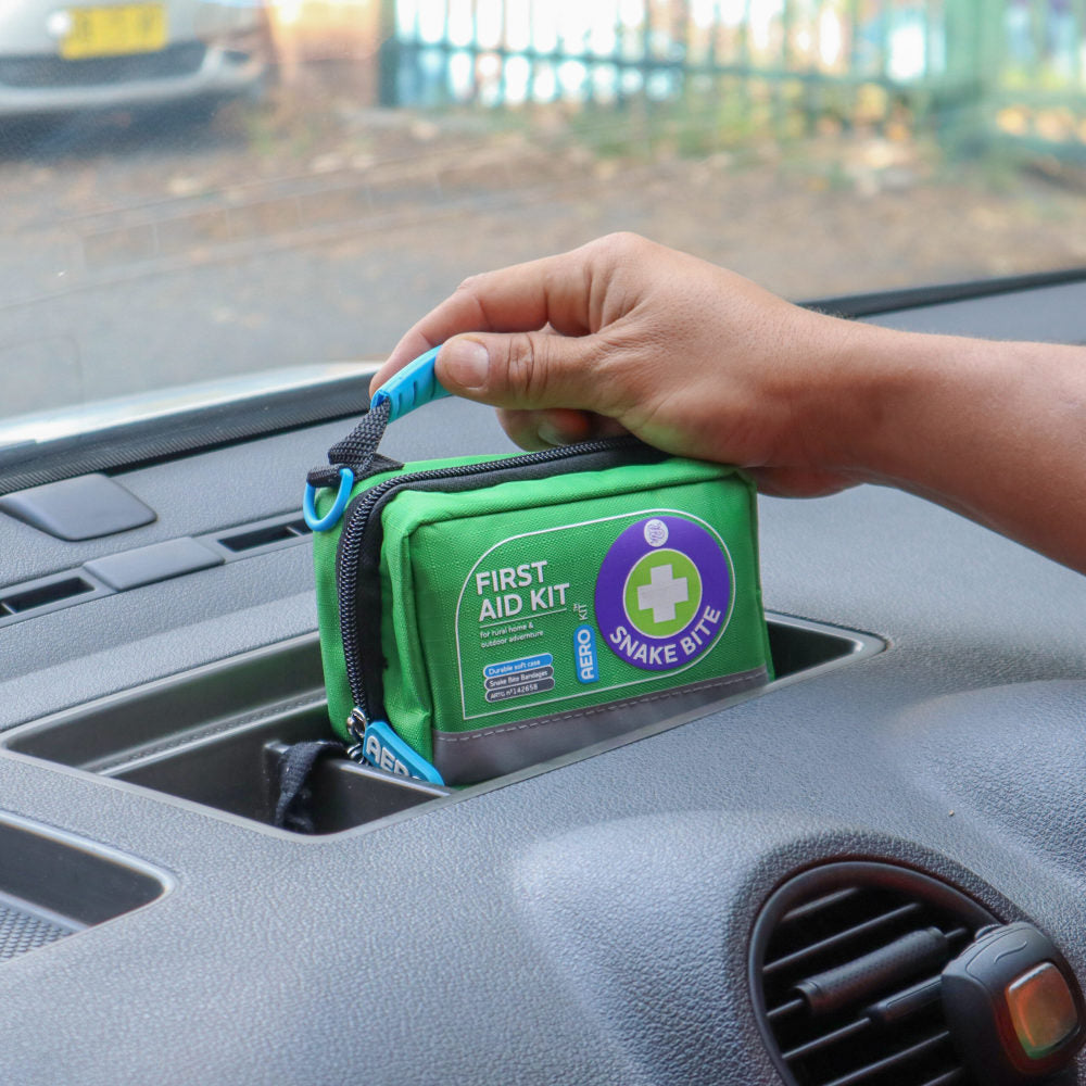 AEROKIT Snake Bite First Aid Kit Softpack Green