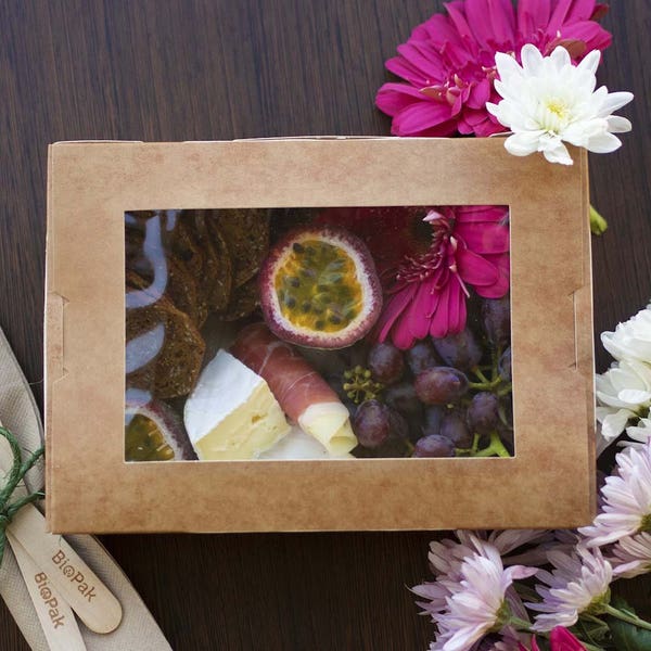 BioPak Small BioBoard Lunch Box With Window - (Pack of 200)