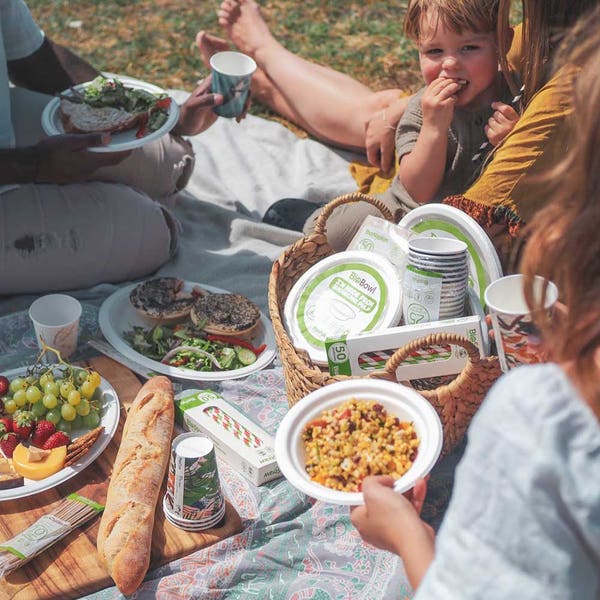 BioPak 20 Pack - 23cm / 9" White BioPlates - (Carton of 140)