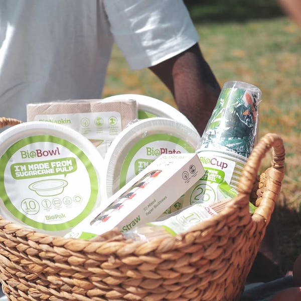 BioPak 10 Pack - 18cm / 7" White BioPlates in Plastic Sleeves - (Carton of 170)